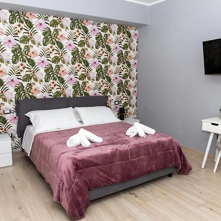 Le Stanze Di Dalia Bed & Breakfast Кротоне Екстериор снимка