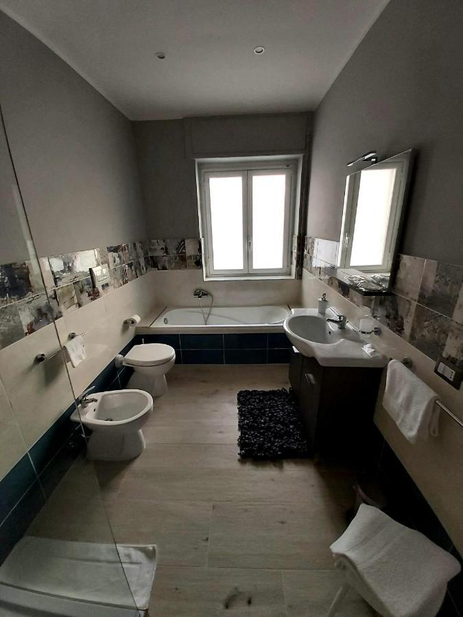 Le Stanze Di Dalia Bed & Breakfast Кротоне Екстериор снимка