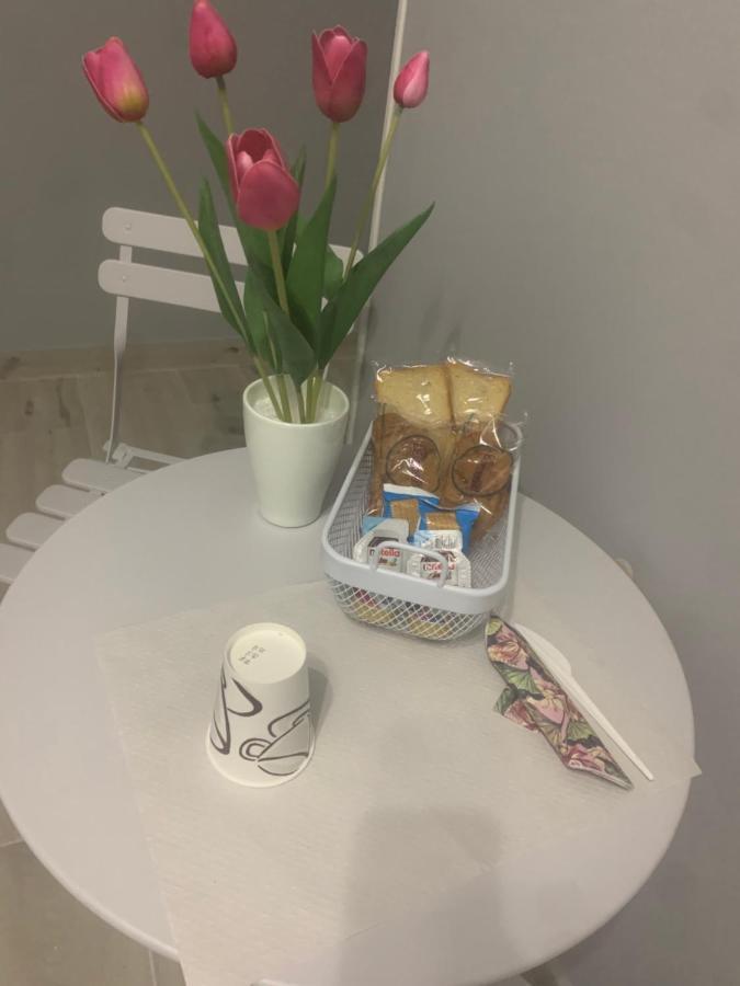 Le Stanze Di Dalia Bed & Breakfast Кротоне Екстериор снимка